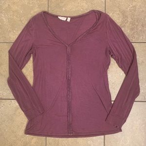 Lucy & Laurel Long Sleeve